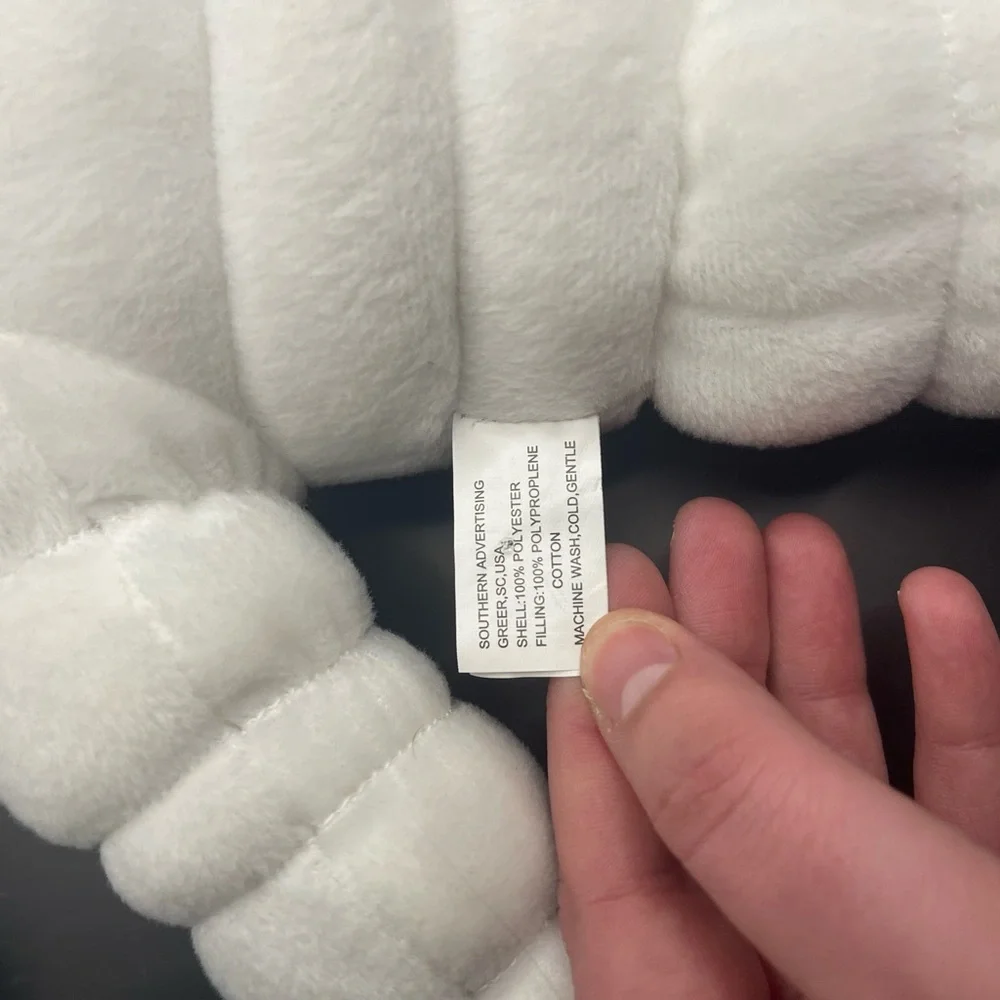 White Michelin Man Plush Toy - Picture 4 of 5